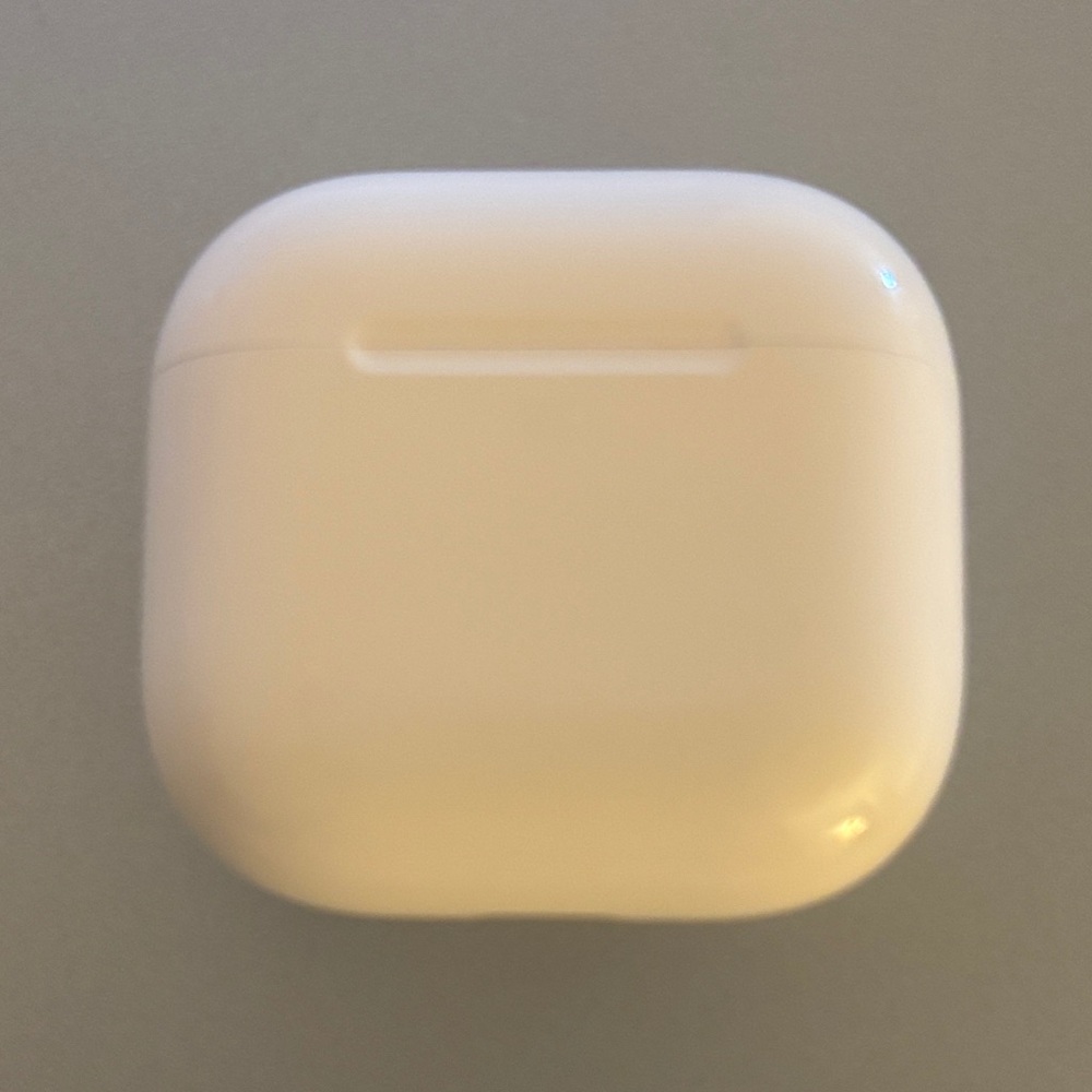 White Wireless AirPods noise cancellation with box and original box
